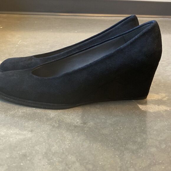 Stuart Weitzman 7 suede wedge heels black - Picture 3 of 9